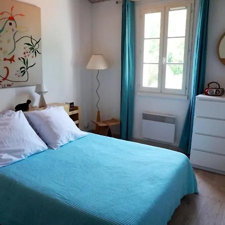 Villa Maison Familiale Avec Jardin, Piscine Et Proche Plage A - Fr-1-258-98 *